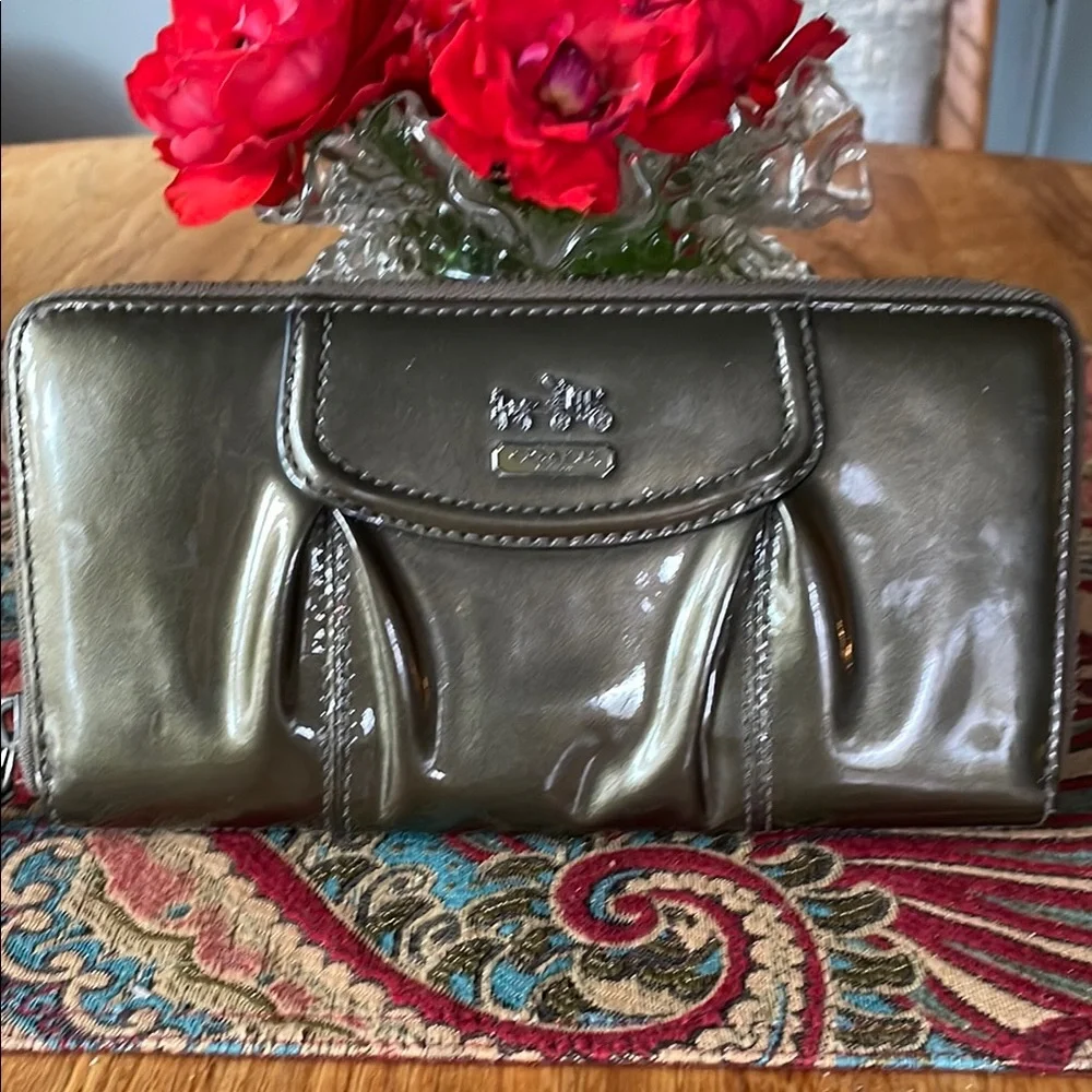 Coach Green Wallet with Zip-Around Closure and Pleated Design